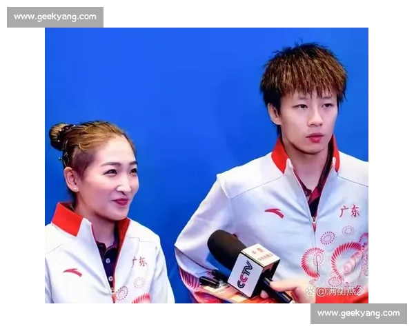 老将逆风绽放赛场风采诠释经验与坚韧力量引领新生代冲击荣耀巅峰