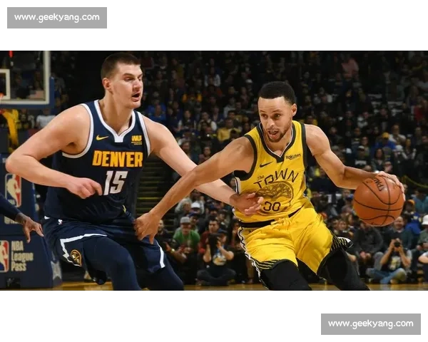 聚焦NBA赛程解析强强对话与季后赛走势前瞻各队争冠格局深度解读 - 副本 - 副本